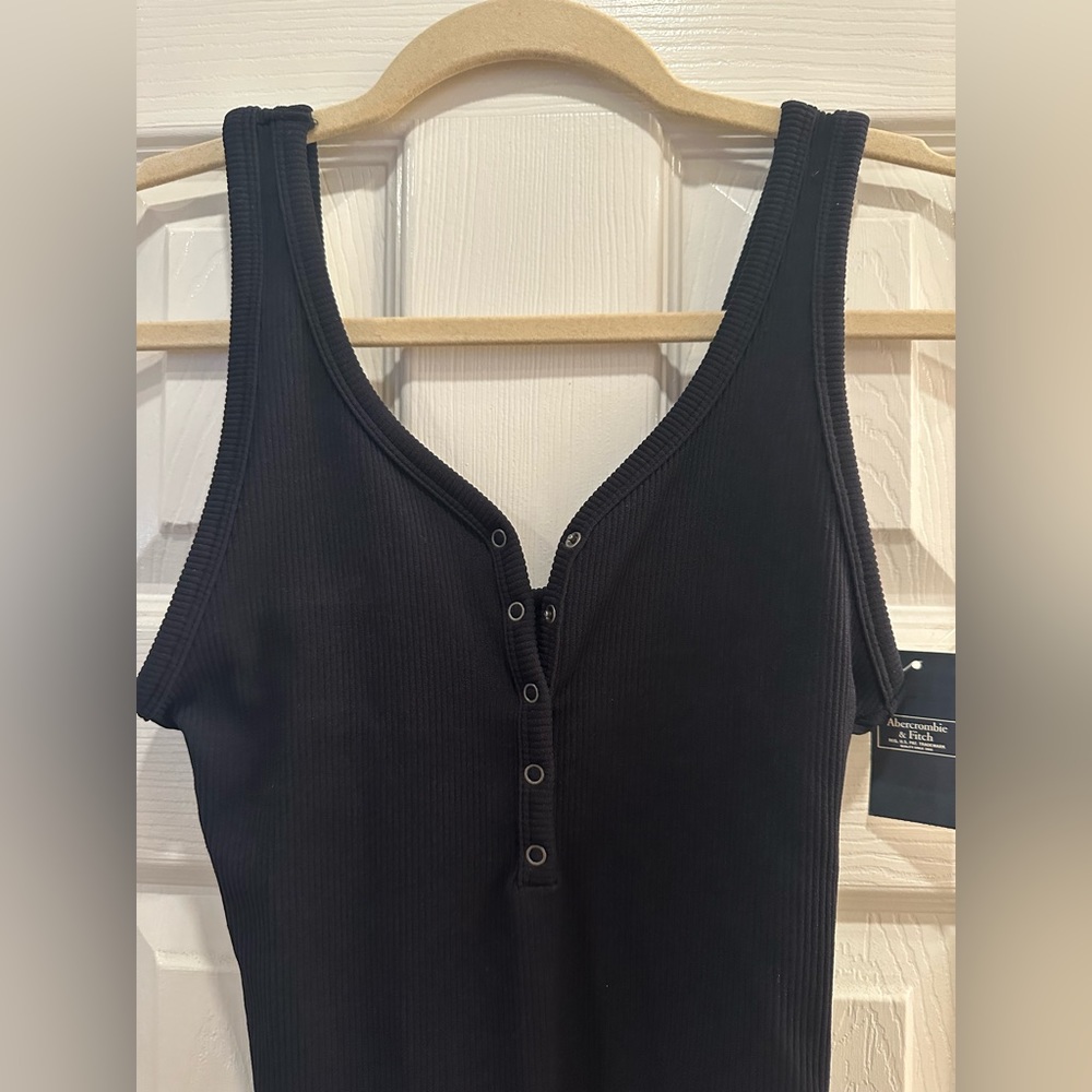 Abercrombie & Fitch Snap front black bodysuit - Picture 2 of 8